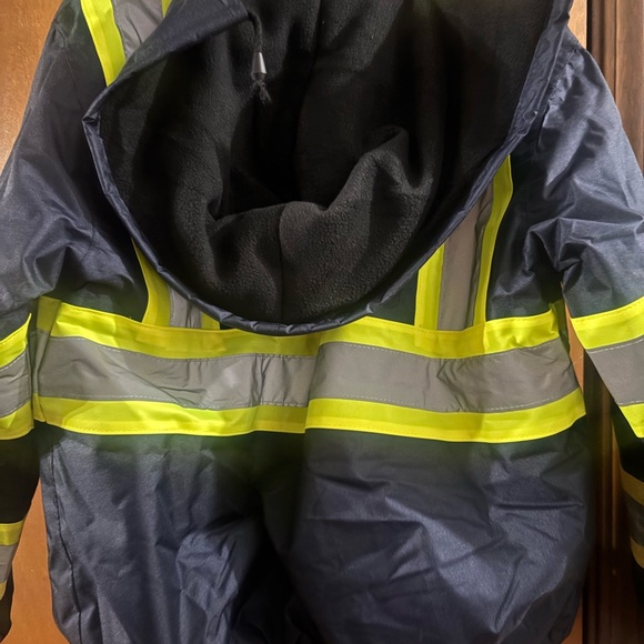 Men's High-Visibility Performance Jacket - Navy and Neon Yellow - Picture 2 of 3